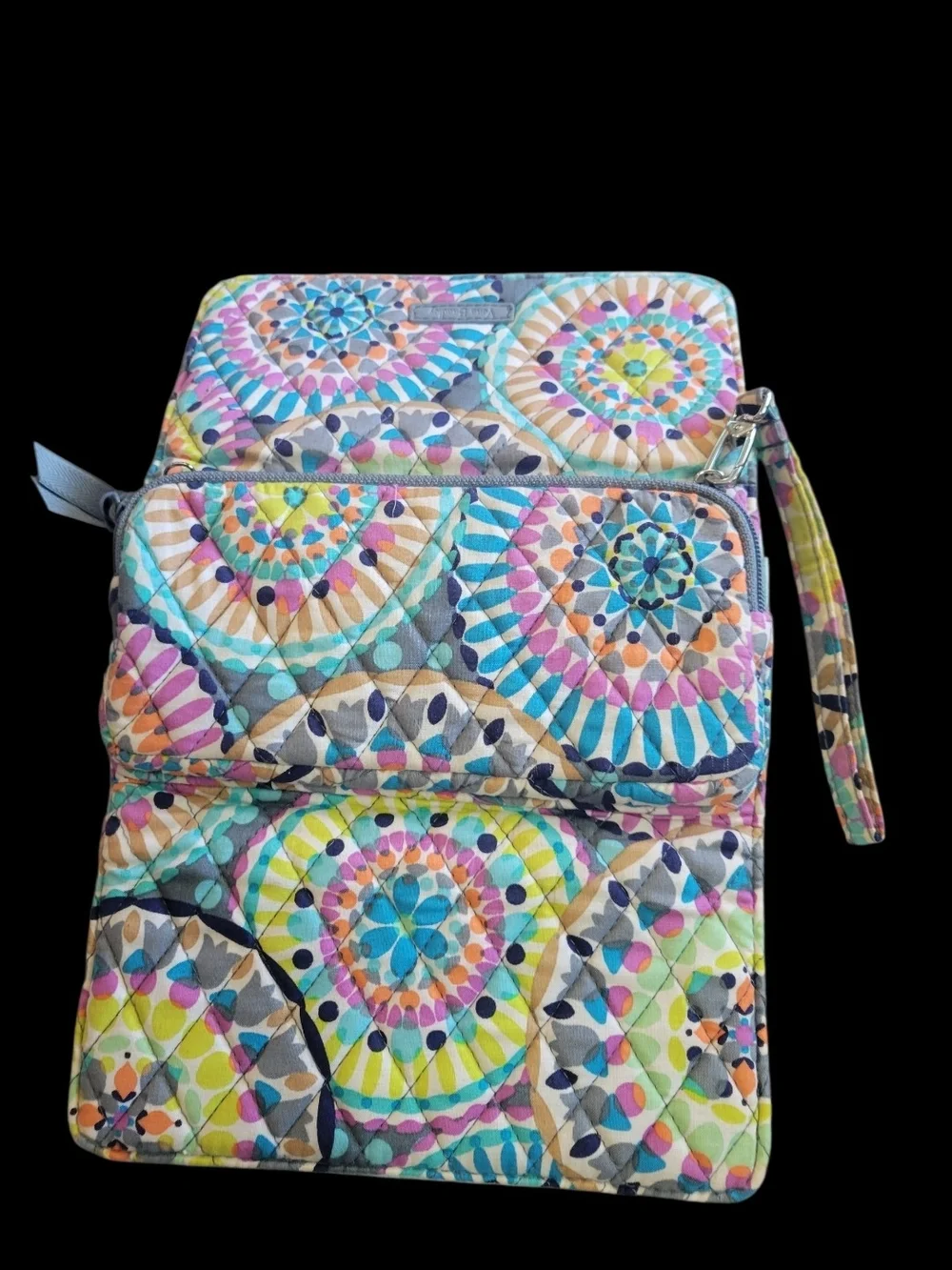 Vera Bradley Multicolor Medallion Quilted Wristlet Wallet - Picture 5 of 5